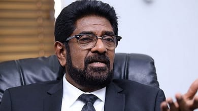 நீதிமன்றத்திற்கு அழைத்துச் செல்லப்பட்டார் கெஹலிய